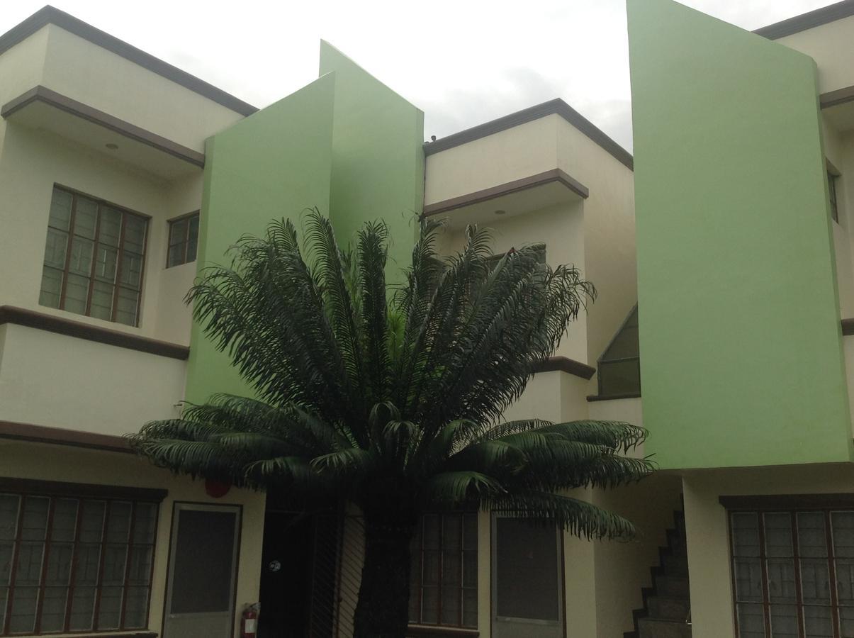 Danel Pensionne House Tacloban Buitenkant foto